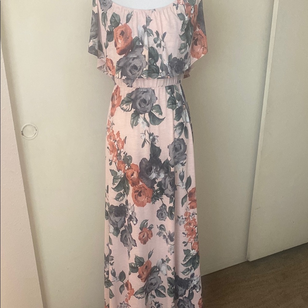 Floral Maxi Dress in Pink and Gray